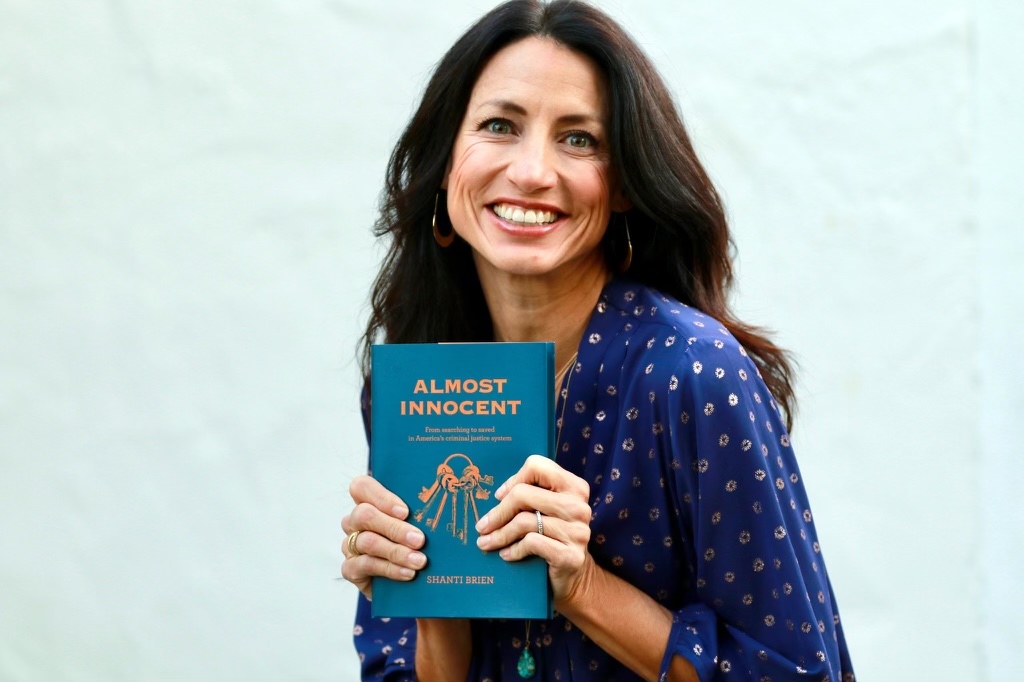 Autor Shanti Birght Brien and her book Almost Innocent